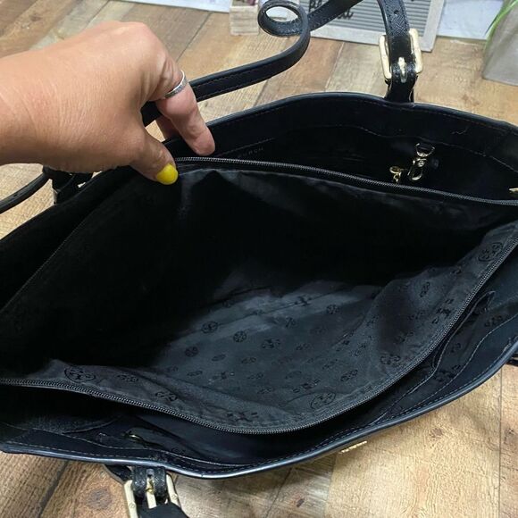 Tory Burch black saffiano Leather Robinson Tote - Picture 12 of 14